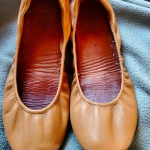 SOLD SOLD SOLD Tieks Women Sipl-ons